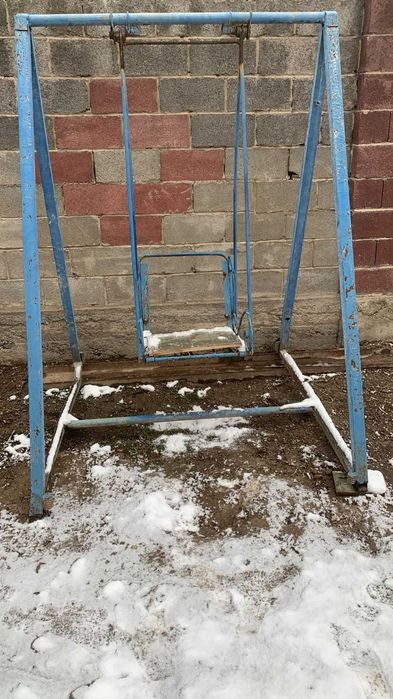 Качеля детская. Балаларға әткеншек. Темірден жасалған