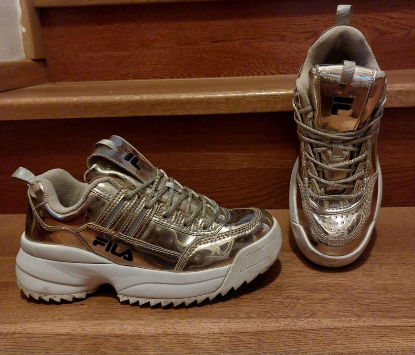 Маратонки FILA DISRUPTOR 40 номер