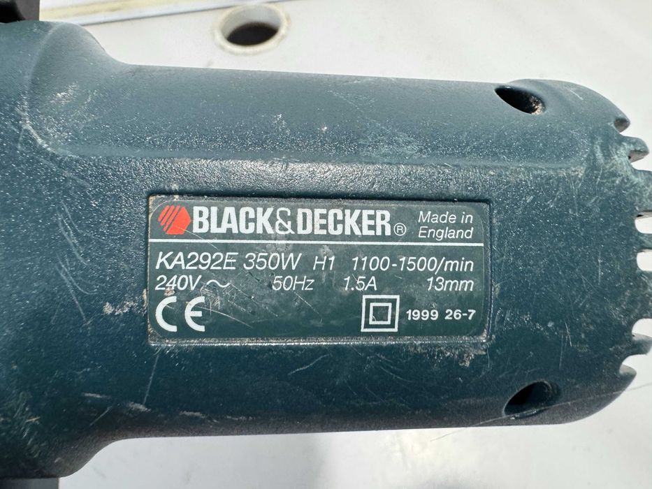 Лентов шлайф / прав - Black & Decker 350 W