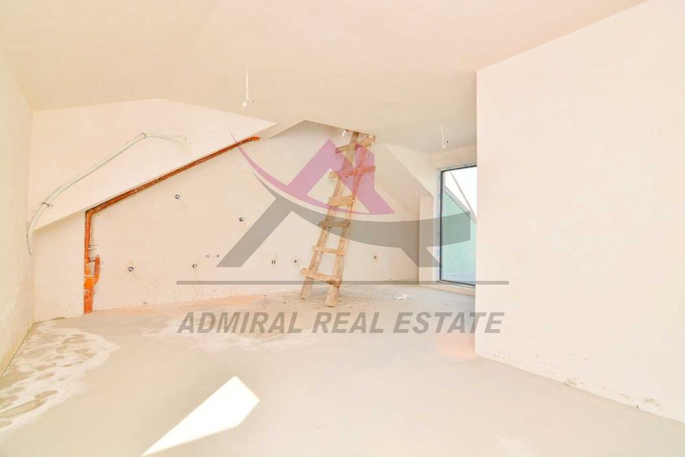 Продава се Тристаен апартамент в Варна, Левски - 155 кв.м за 1549 €/кв.м - Снимка #3