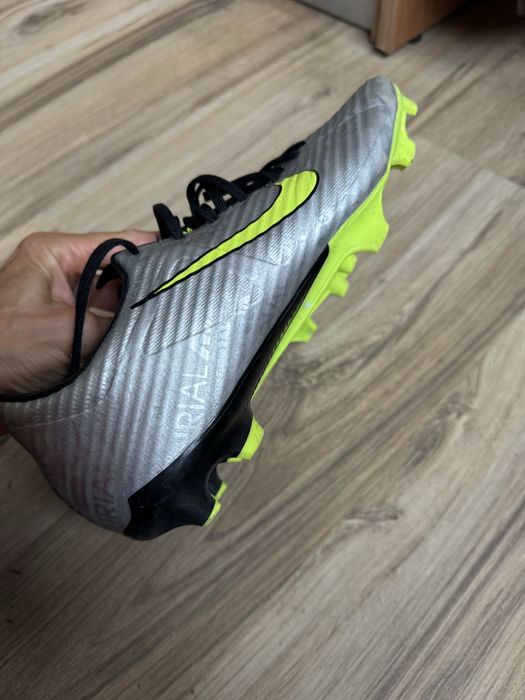 Оригинални бутонки Nike Mercurial Zoom Vapor 15! 39 н