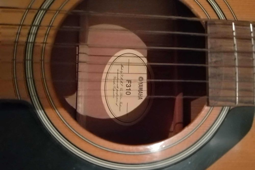 Китара Ямаха f310