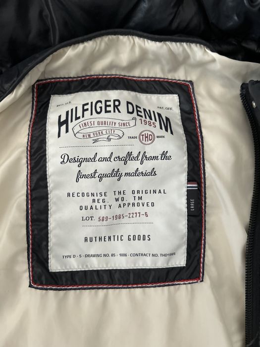 Дамско зимно яке HILFIGER