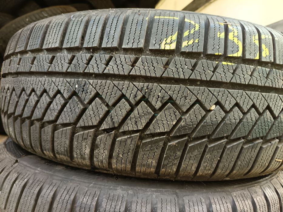 Anvelope MS iarna 235 55 19 continental 2022 8mm