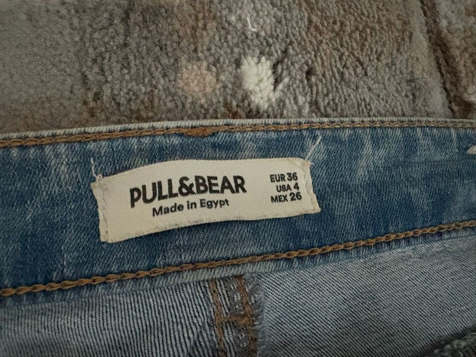 Blugi Pull&Bear albastri