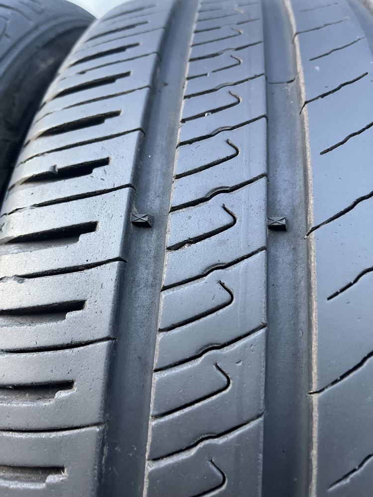 2 бр. летни гуми 255/40/19  Barum DOT 0222 6+ mm