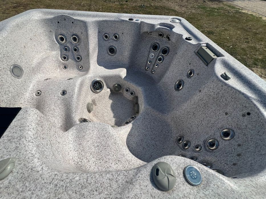 Jacuzzi spa piscină ciubăr Balboa