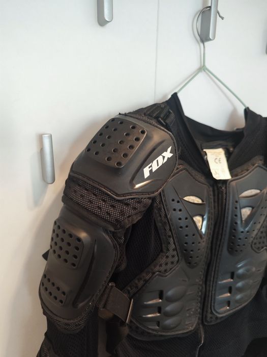 Armură moto Fox Titan Sport