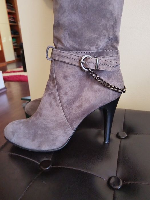 Cizme din piele întoarsă 40