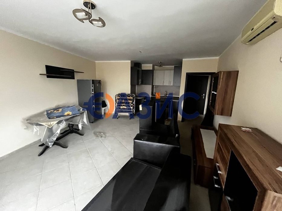 Продава се Двустаен апартамент в Несебър - 72 кв.м за 1498 €/кв.м - Снимка #11