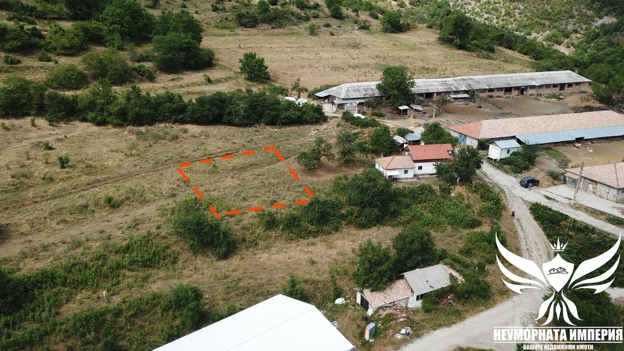 Продава се Парцел в с. Орехово, Област Смолян - 510 кв.м за 18 €/кв.м - Снимка #2