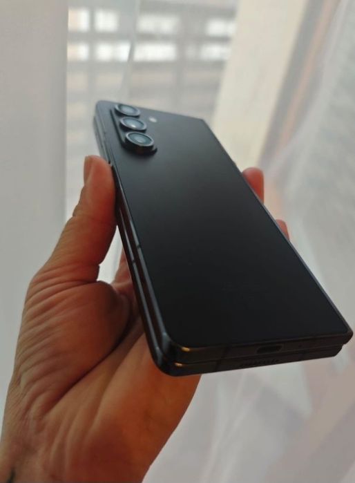 samsung galaxy fold 5