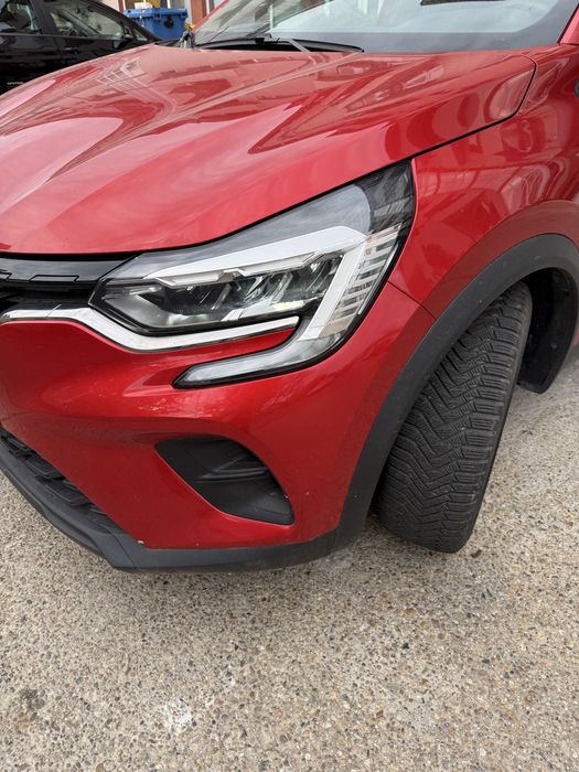 Renault Captur 2021 doar 7.000km TVA deductibil
