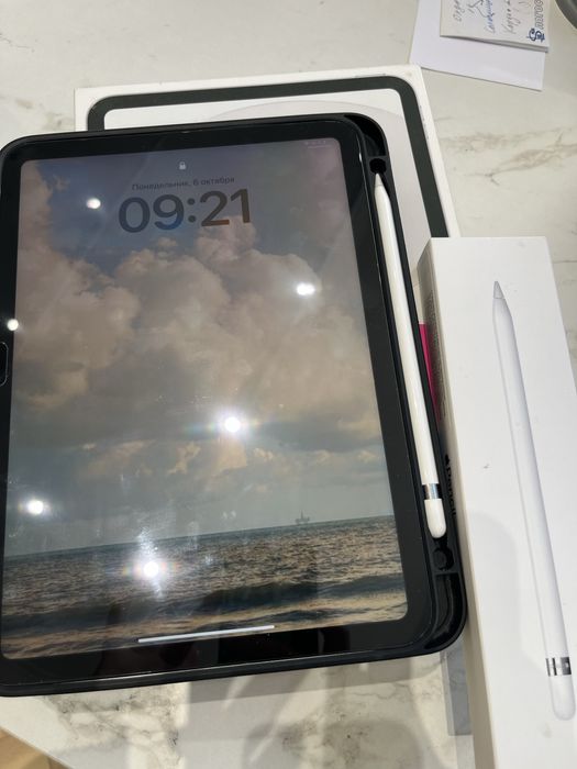 Apple iPad 10.9 (с pencil)