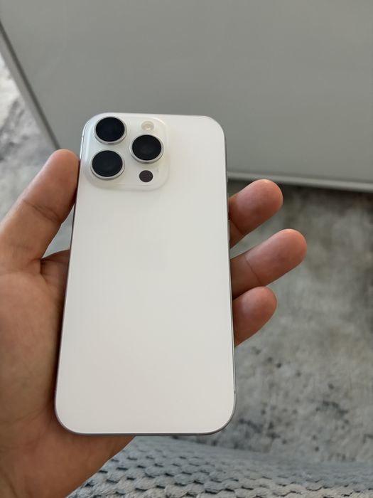 Iphone 16 pro 256 gb white