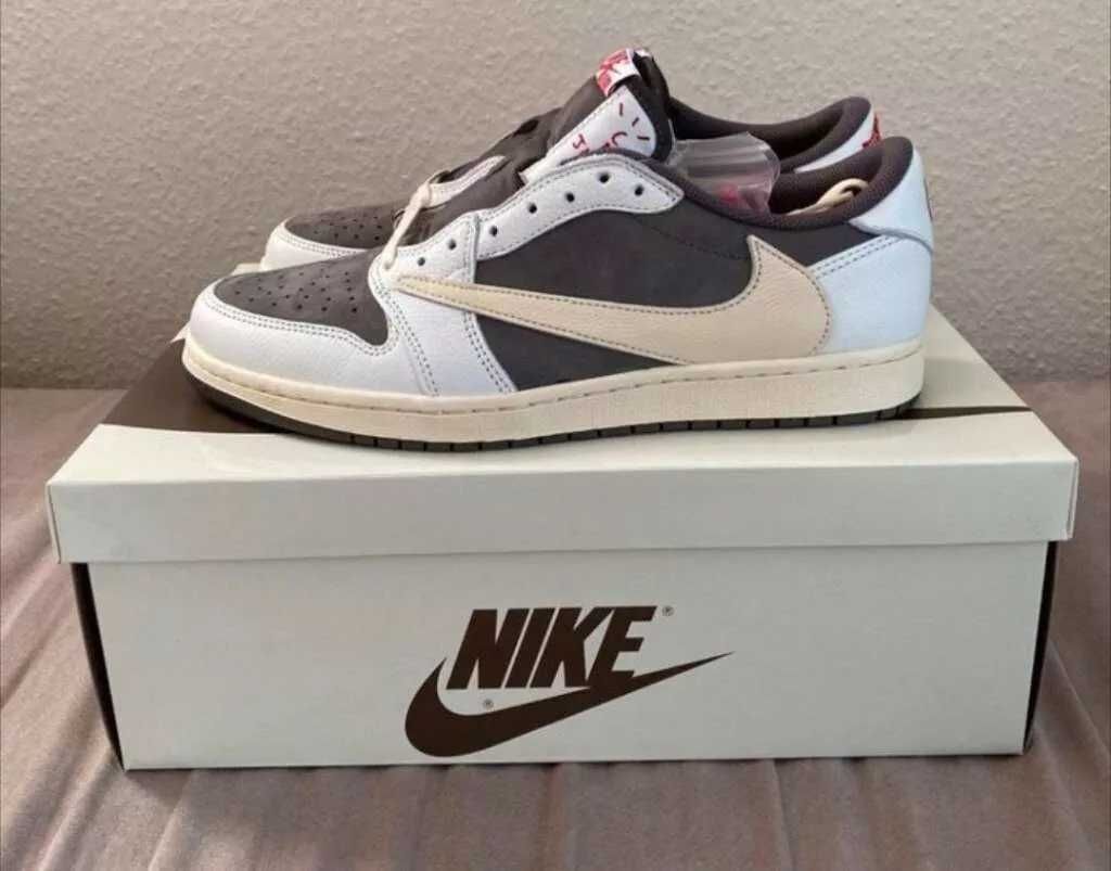 Travis Scott Reverse Mocha Low Nike Air Jordan 1 - New