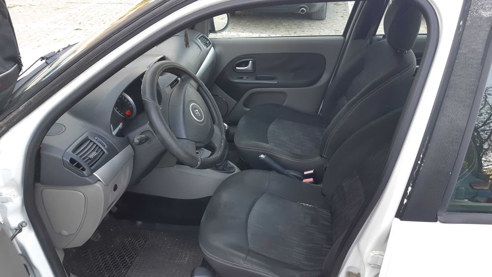 Vand Renault Clio Symbol 1.5 dci an 2010