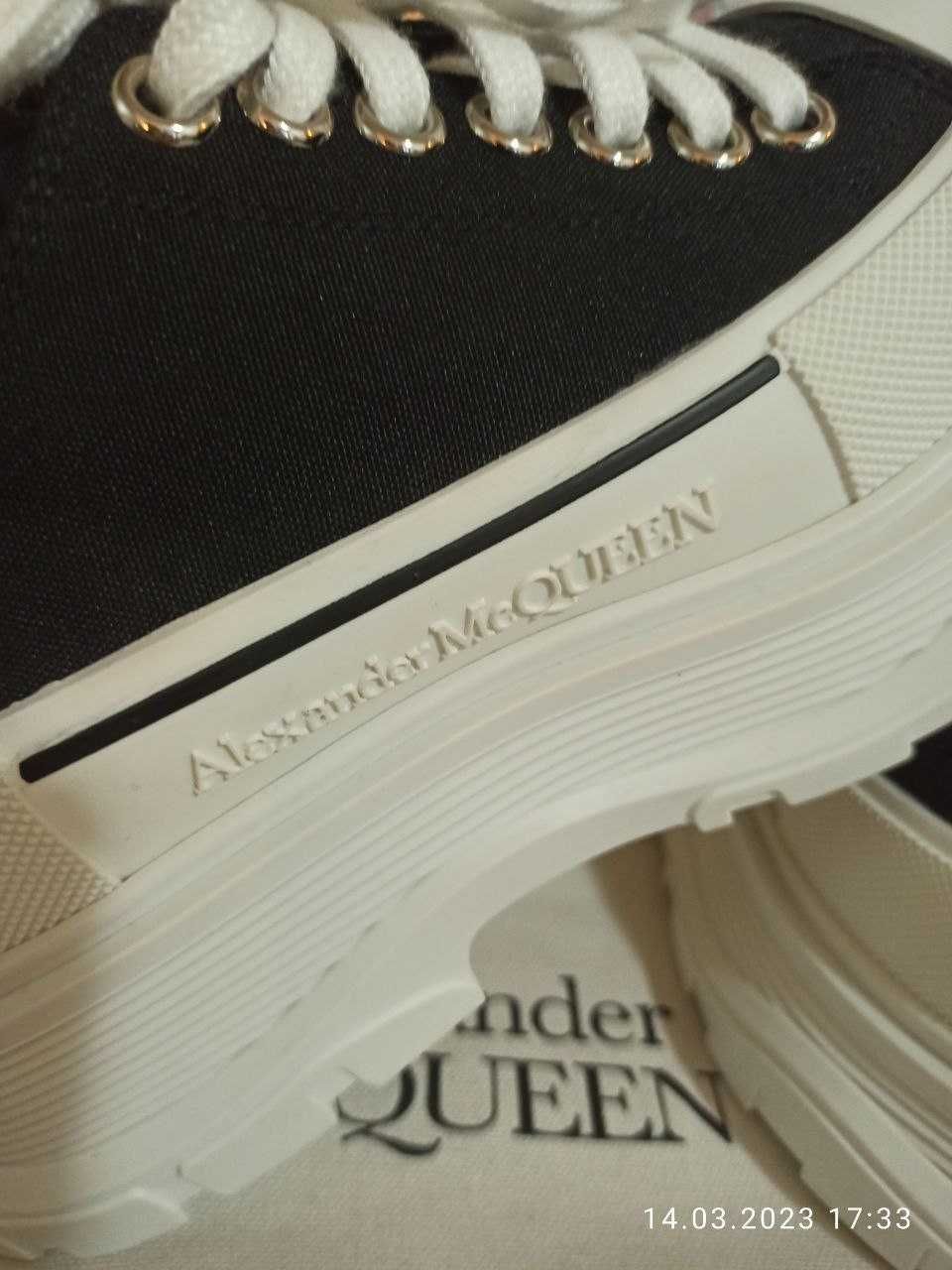 Продавам Продавам стилни кецове (кецове) Alexander McQueen