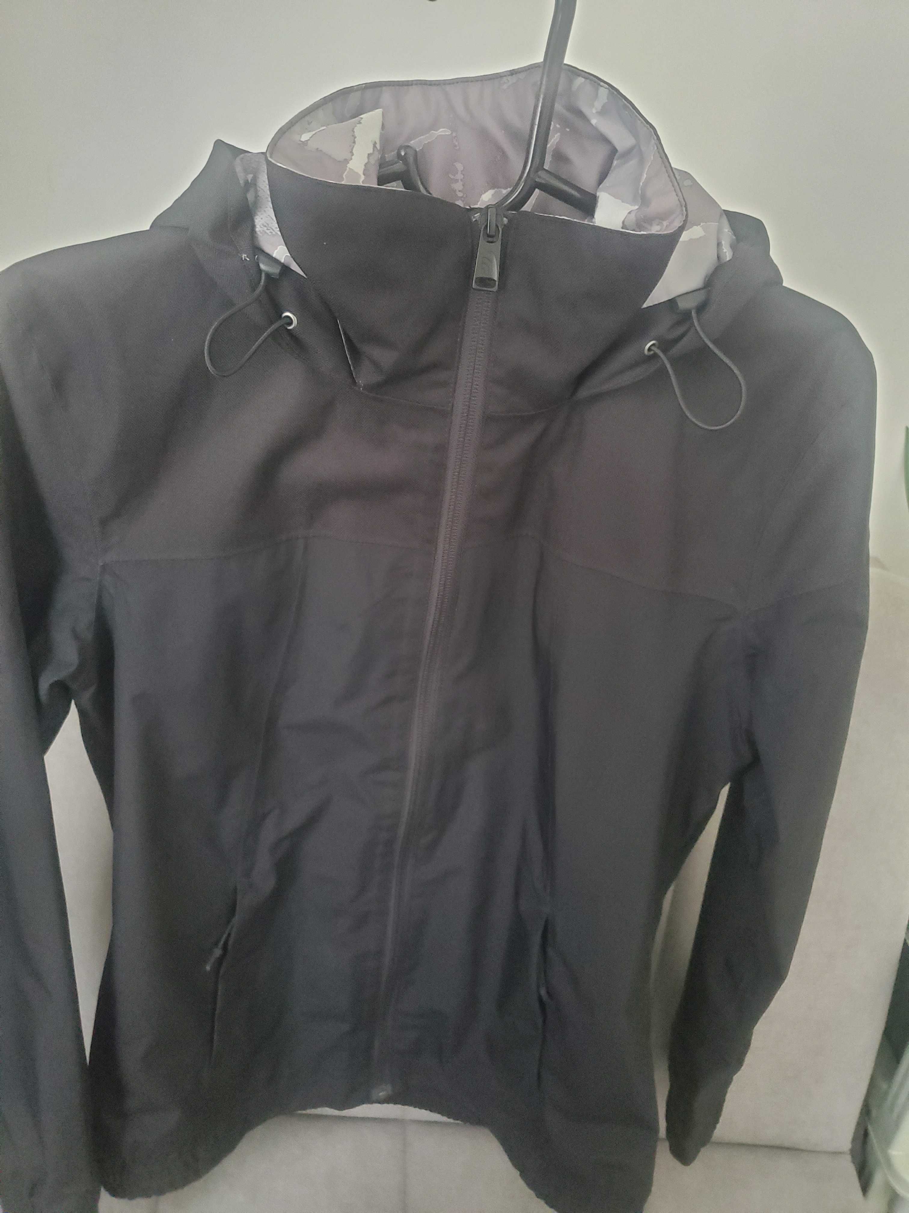 The North Face light weight jacket / водоустойчиво яке, тип ветровка/