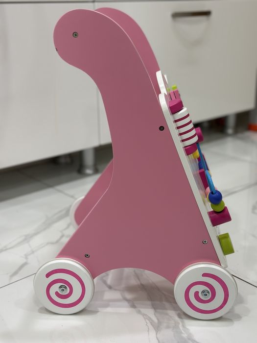 Уокър и бизи борд