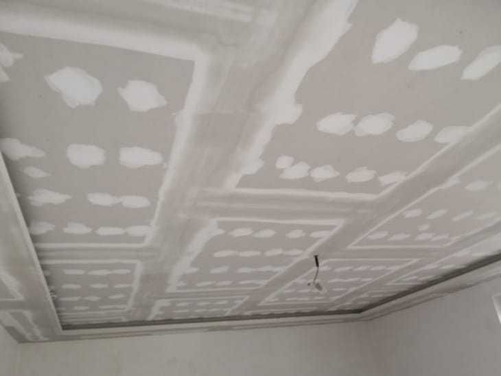 Amenajari interiore , zugrăveli  , vopselele decorative , rigips ,glet