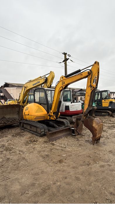 Inchiriez mini excavator 5 tone