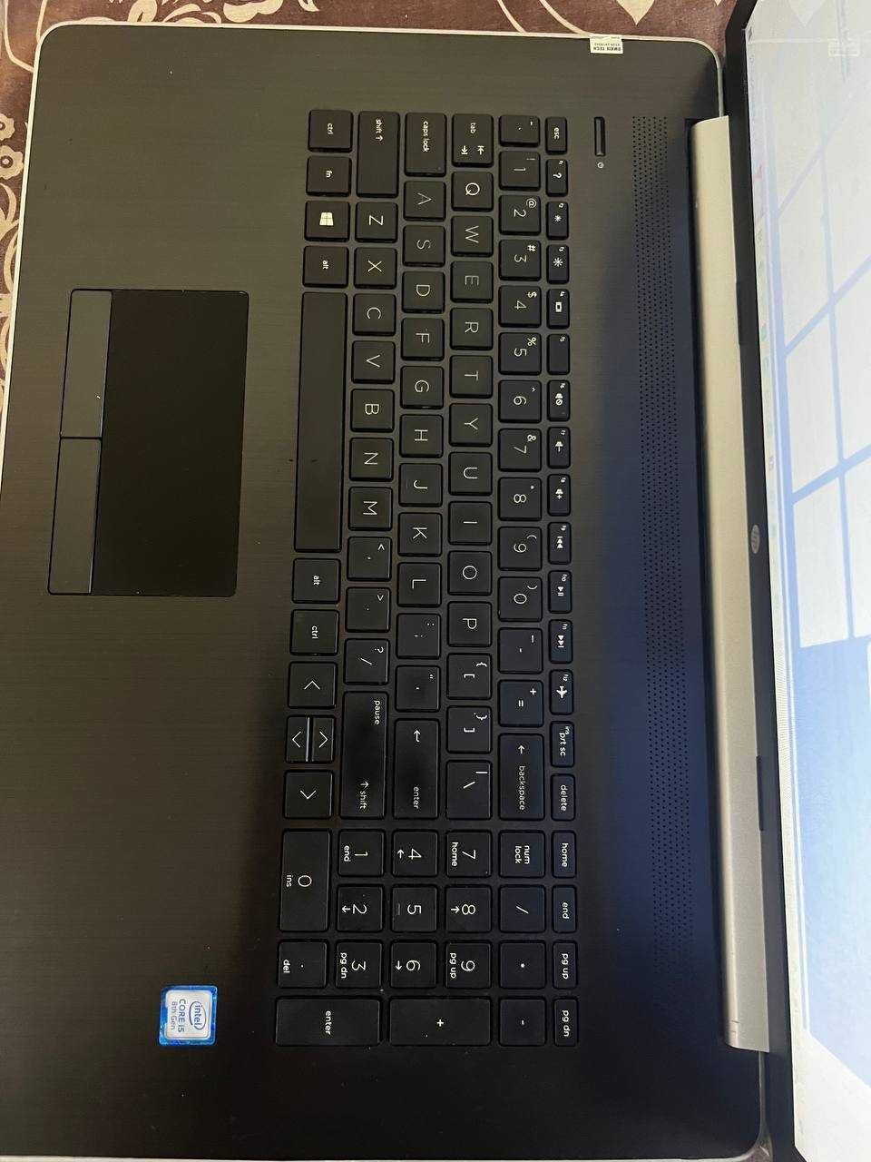 HP Laptop 17-by0xxx Noutbuk