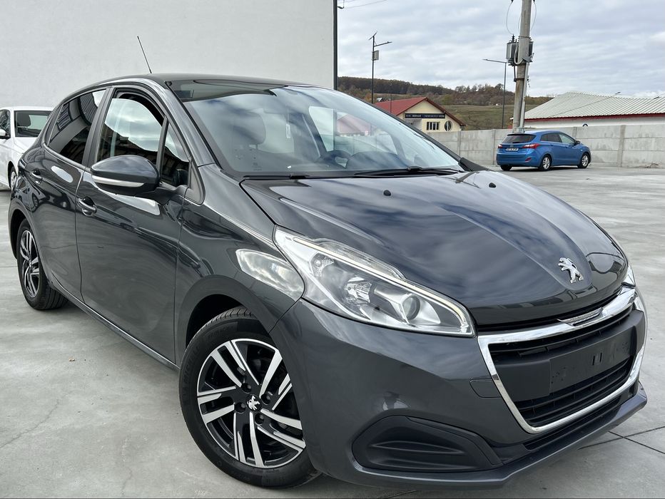 Peugeot 208 // 1.6HDI // Euro6 // 2015