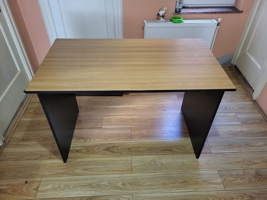 Birou masa de vanzare