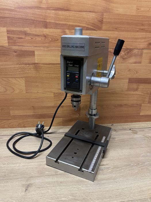 Masina de frezat microgaurire Bormasina banc de precizie