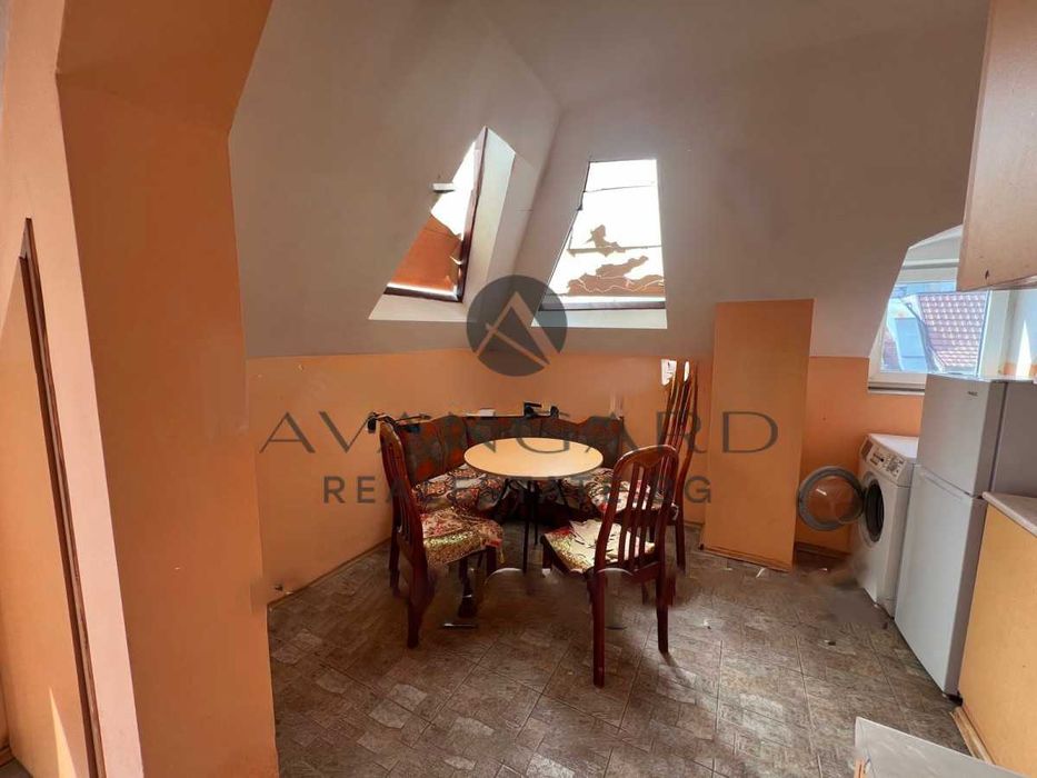 Продава се Двустаен апартамент в Пловдив, Кючук Париж - 72 кв.м за 546 €/кв.м - Снимка #2