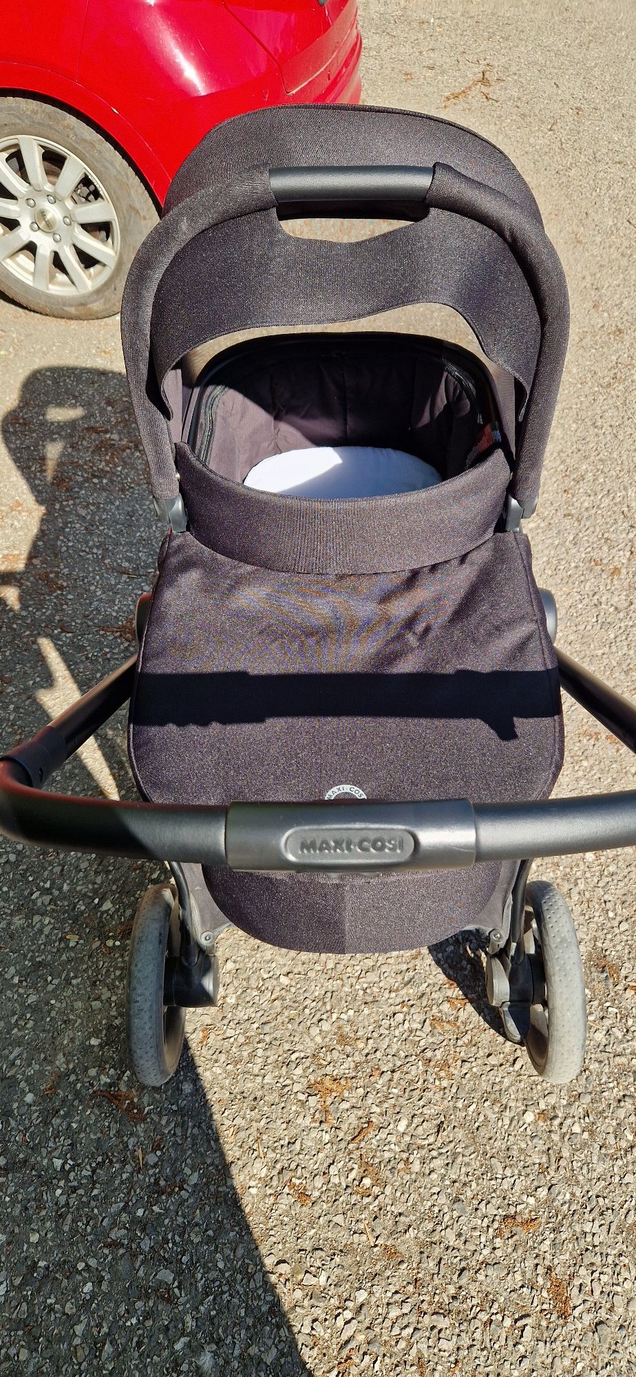 НОВА количка MAXI COSI street plus