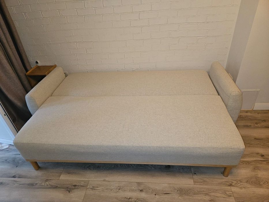 Vand canapea extensibila ikea