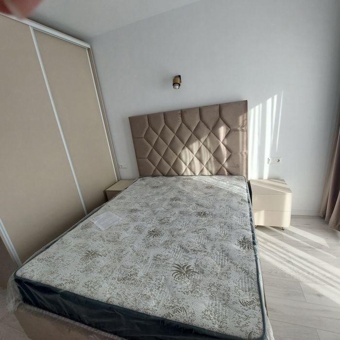 vând apartament 2 camere tip studio