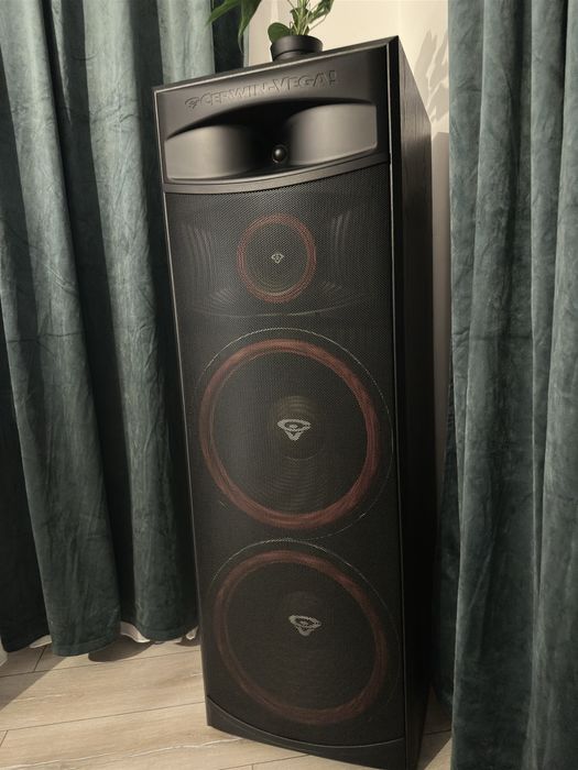 Boxe podea Cerwin Vega XLS 215 250w Rms