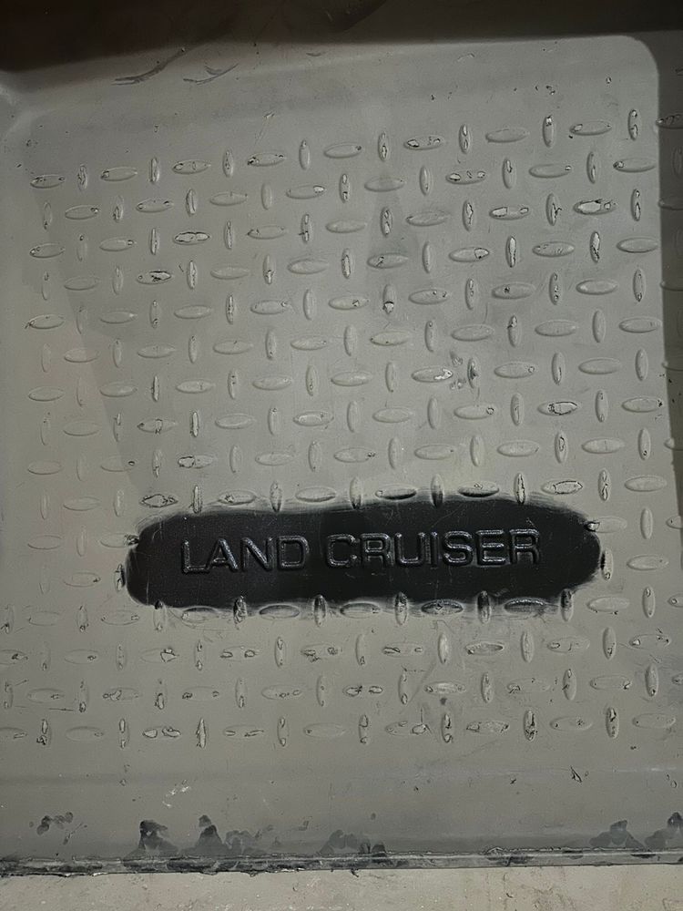 Коврик в багажник Land Cruiser 200