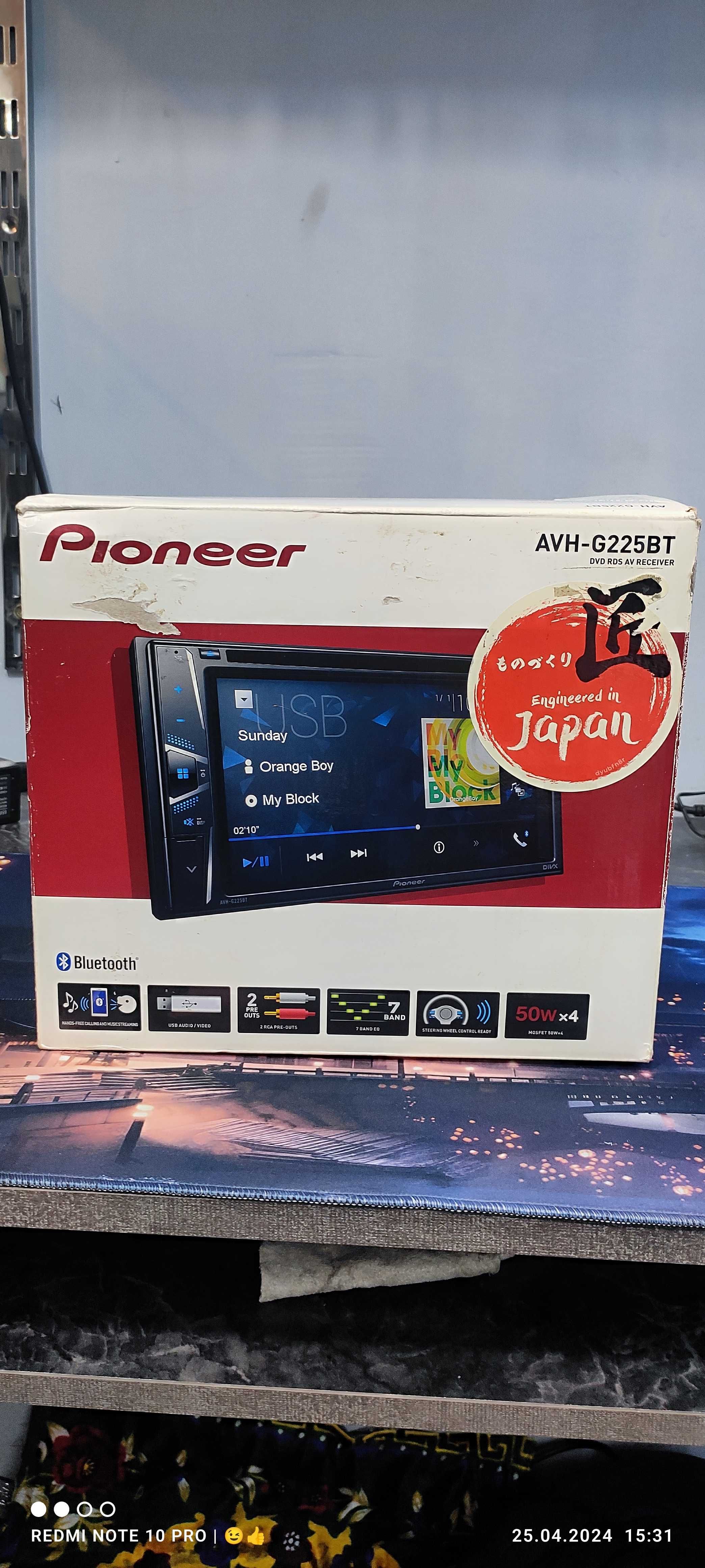 Pioneer  дисплей магнитофон для авто