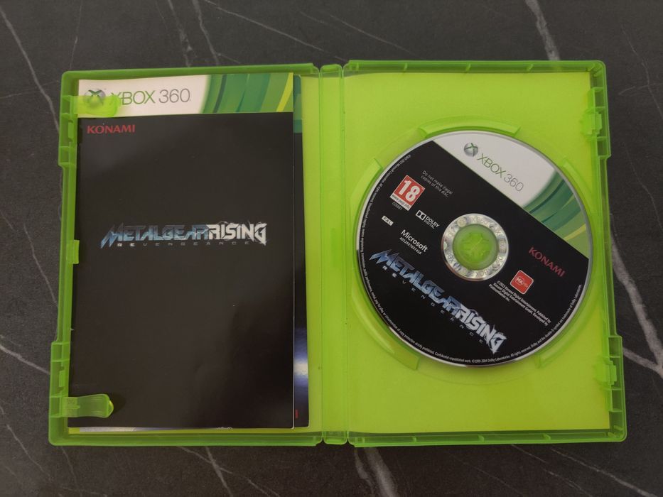 Metal gear rising pentru xbox 360