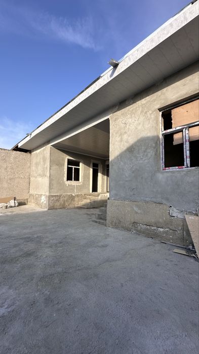 Hovli 6 sotix 3 xona SROCHNO