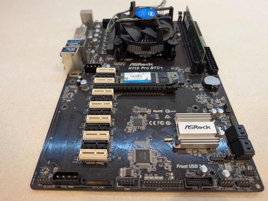 Asrock H110 Pro BTC+ / Intel Celeron 2.9 GHz / RAM 4GB / 128 GB SSD