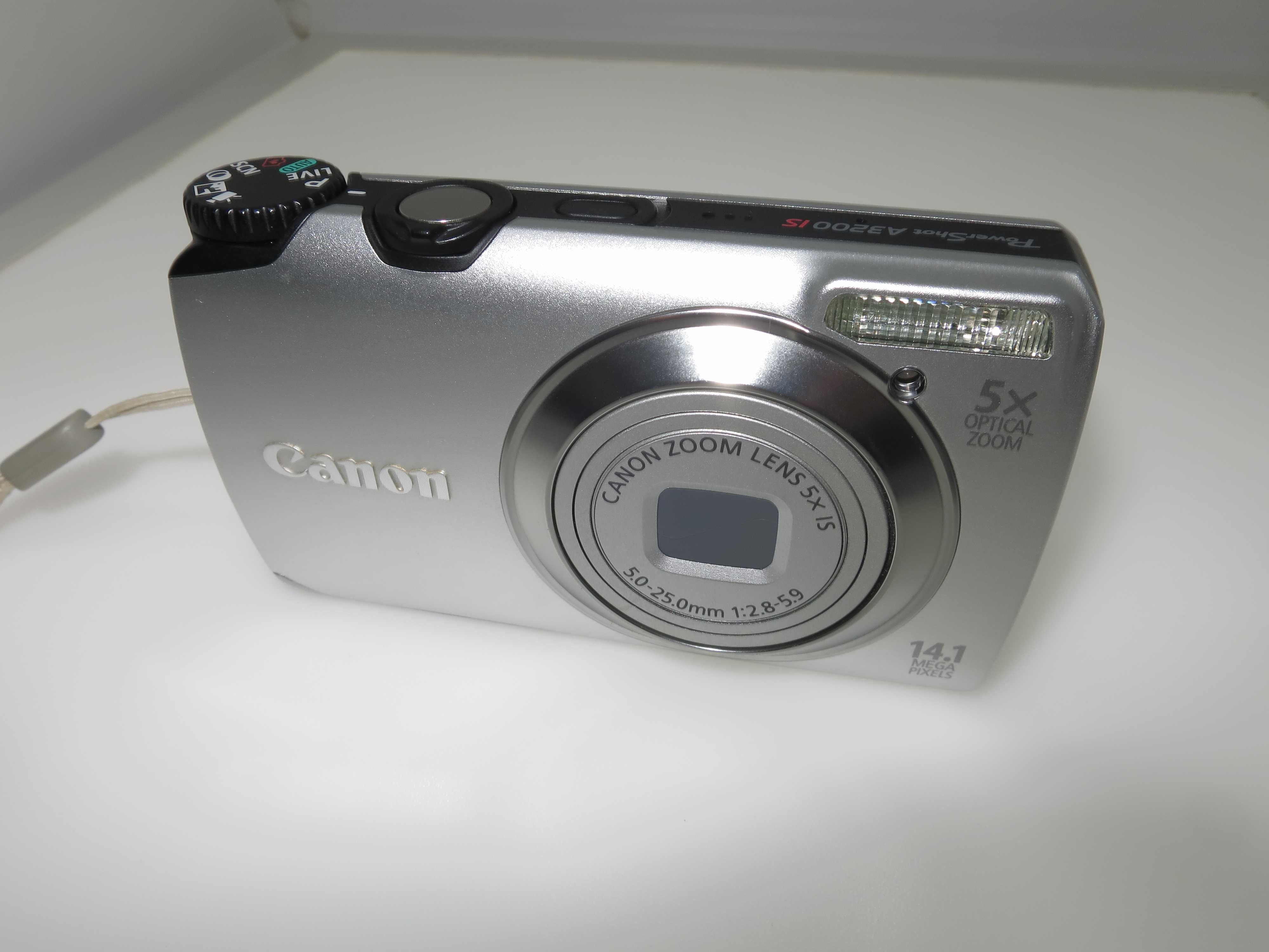 Canon PowerShot A3200 компактен фотоапарат камера комплект като НОВ
