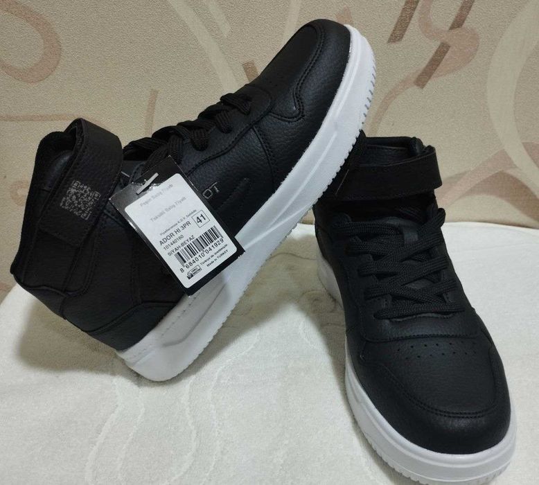 Продам Мужские турецкие снигерсы.От бренда Proshot.Размер 41,42,43