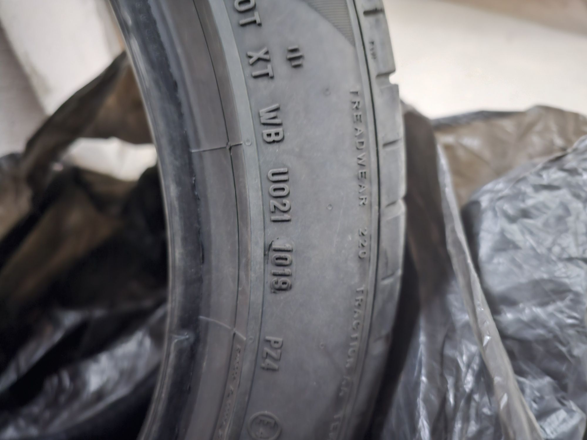 Pirelli P zero 265/45/18 235/45/18 2019г.