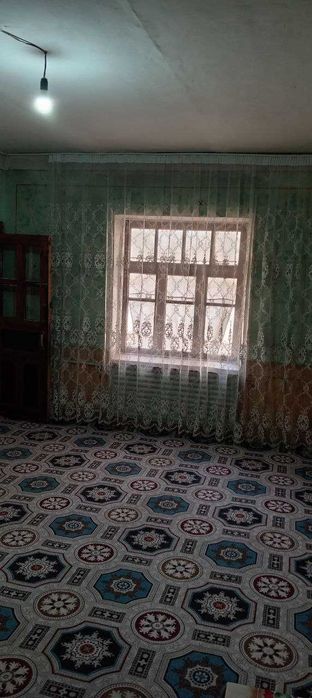 Parkent tumanida Hovli sotiladi