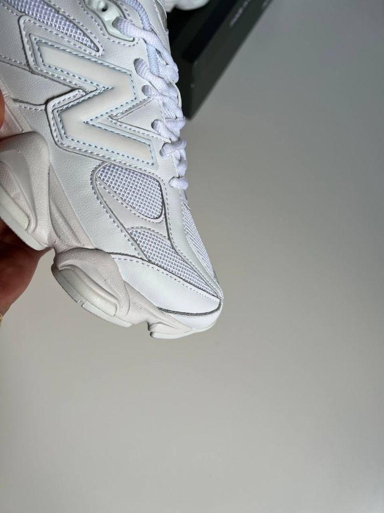New Balance 9060 “Triple white”