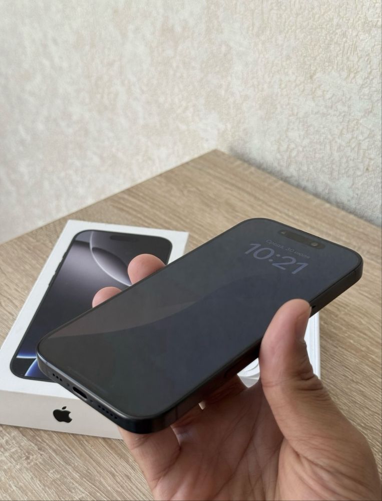 Iphone 16 pro на 128 gb e-sim