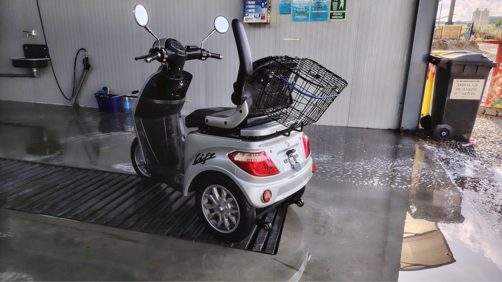 Scuter Tinbot Life 2019 800W Electric