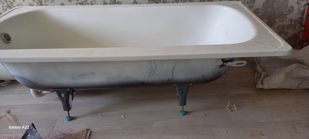 продам ванную железную