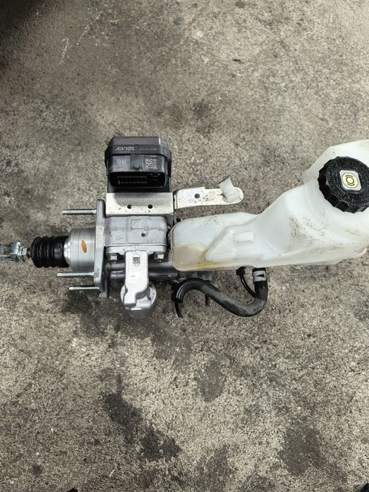 Спирачна помпа/Brake Pump за Toyota CHR