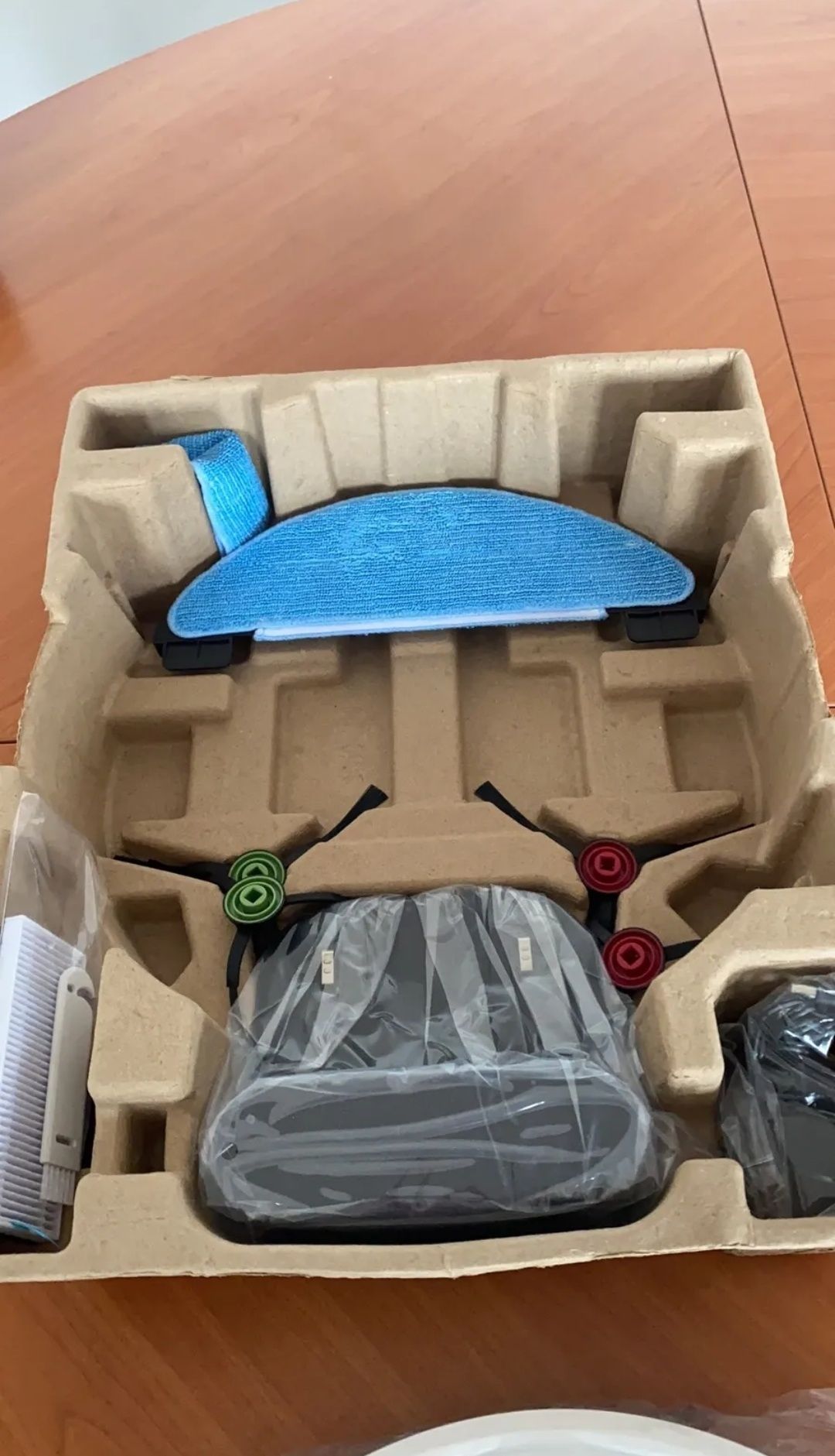 Aspirator inteligent robot Lubluelu L15- Nou